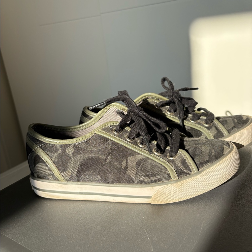 Coach Women's Black and Grey Sneakers